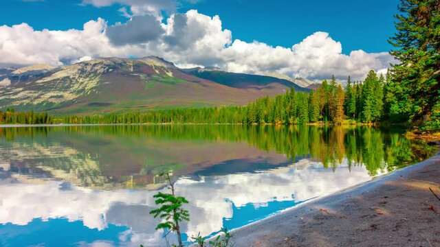 Edith Lake Jasper National Park Pure Reflection Time Lapse 4K