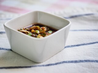 한국의 전통소스 채소양념 간장 
