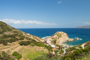 Fototapeta na wymiar view of the coast of crete greece