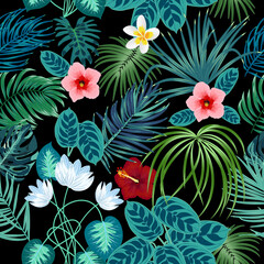 Fototapeta na wymiar Vector tropical jungle seamless pattern with palm trees leaves and flowers