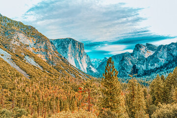 Magnificent national American natural park - Yosemite.