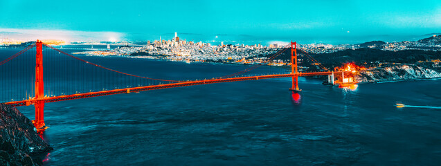 Panele Szklane  Panorama mostu Gold Gate i miasta San Francisco nocą, Kalifornia