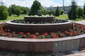 Fountain in the center of the district center in Golyshmanovo Tyumen region