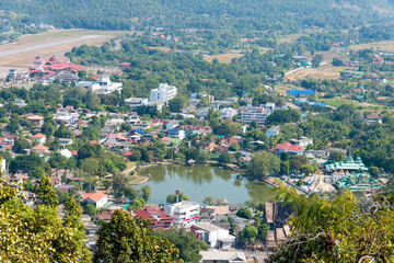 Fototapeta premium Mae Hong Son Town view from Wat Phrathat Doi Kongmu in Mae Hong Son, Thailand.