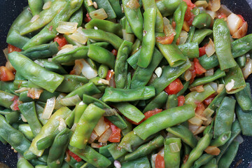 Beans with tomatoes and onions