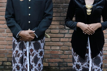 Couple Concepts of Javanese clothing culture. Prewedding session.