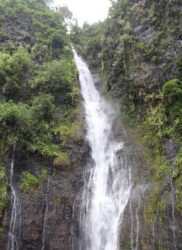 Les 3 cascades dans la jungle &agrave; Tahiti, Polyn&eacute;sie fran&ccedil;aise