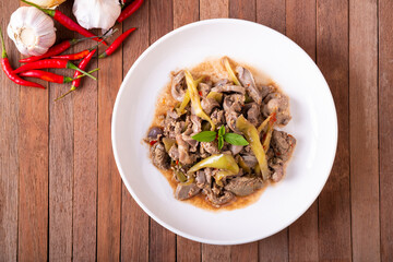 Stir fried sweet pepper with chicken innards.Top view.