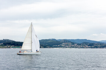 Fototapeta premium Sailing boat in ría de Vigo, Galicia, Spain