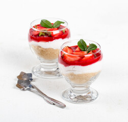 yogurt with strawberries