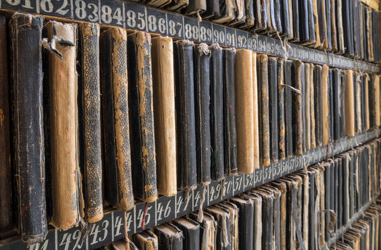 shelf with historic commission books © roostler