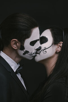 Halloween Couple in love