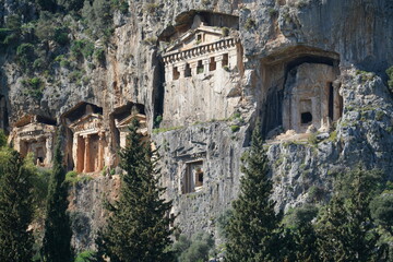 Fototapeta premium Lycian (Likijsky) Rock Tombs of Dalyan. Tombs near the famous Caunus (Kaunos) Ancient City. TURKEY