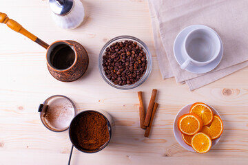 Obraz na płótnie Canvas fresh roasted coffee beans