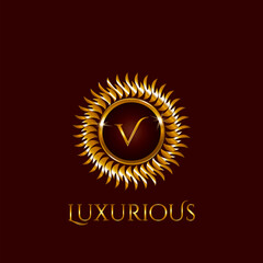 Fototapeta premium Luxury Golden Letter V Circle Logo vector design