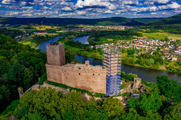 Obraz premium Henneburg aus der Luft