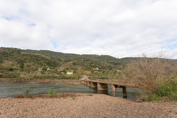 Fototapeta premium Cotipora/Rio Grande do Sul/BrasiL - JUNHO 14, 2020: Rio das Antas