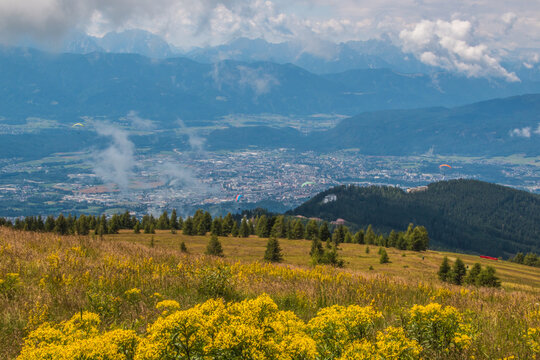 รูปภาพCarinthia – เลือกดูภาพถ่ายสต็อก เวกเตอร์ และวิดีโอ16,813 | Adobe ...