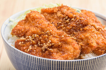 チキンカツ丼
