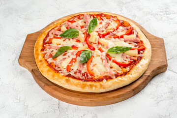 Round pizza with cheese, pepper and sausage