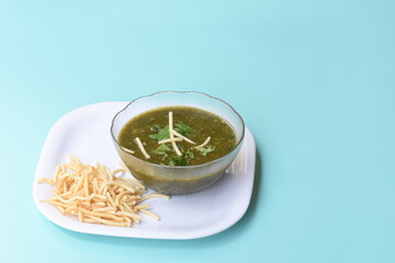 Lemon coriander soup,veg lemon coriander soup,chinese indian style vegetarian lemon coriander soup