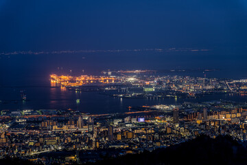 六甲山系の摩耶山から見た神戸の夜景