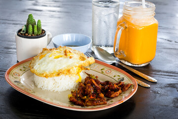Stir fried pork curry