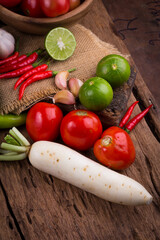 Composition with assorted raw organic vegetables