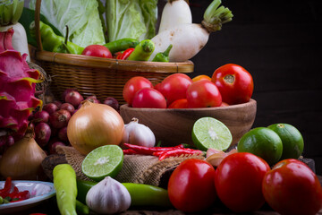 Composition with assorted raw organic vegetables