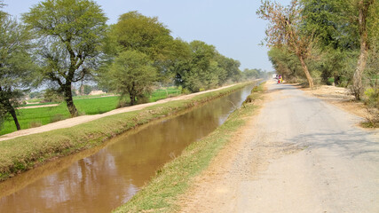 Fototapeta na wymiar Pakistan canal