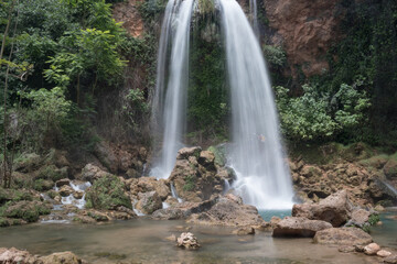 Cascada en una ruta de Valencia, España