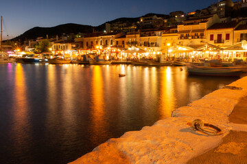 Obraz premium Samos island. Greece. Sea and pythagorion village background by night long exposure