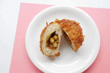 カレーパン
