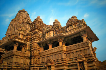 Fototapeta premium Western Group of Temples, Khajuraho, Madhya Pradesh, India. it's an UNESCO world heritage site.