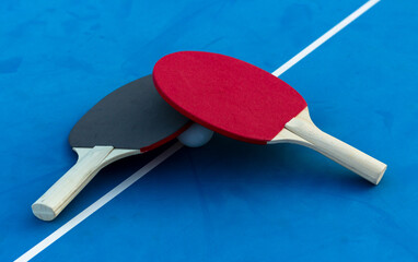 tennis de table sport loisir bleu rouge