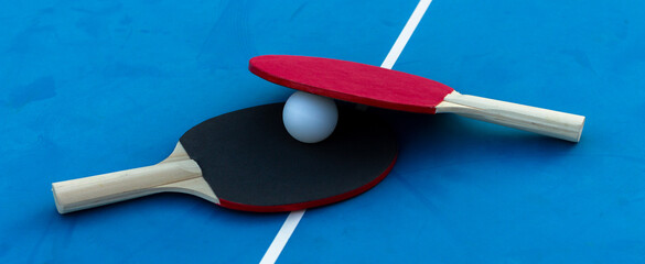 tennis de table sport loisir bleu rouge