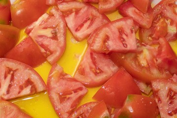 tomato and olive oil salad