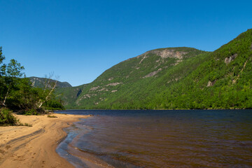 View of a beautiful sand beach in the Hautes-gorges-de-la-rivi&egrave;re-Malbaie national park, Canada