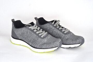 スニーカー　運動靴
