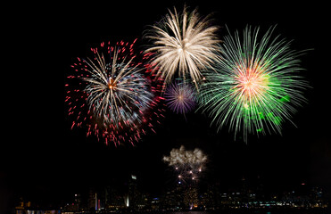 Fototapeta na wymiar Fireworks at the San Diego bay