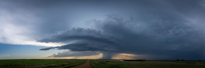 Severe Weather on the Great Plains in Summertime