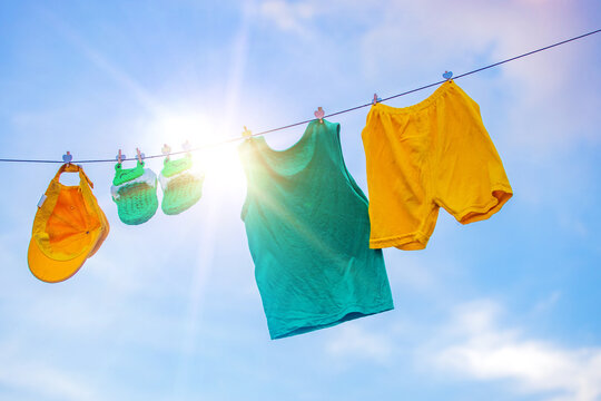 Sun drying clothes clearance