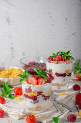 Granola yogurt fruits