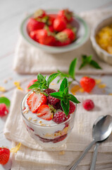 Granola yogurt fruits