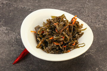 Seaweed cabbage with carrot and sesame