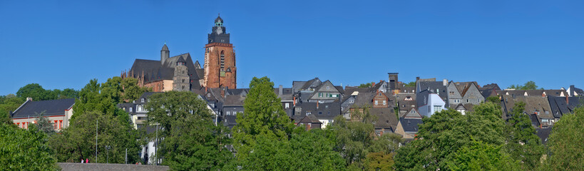 Fototapeta na wymiar Blick auf die Skyline der Altstadt von Wetzlar