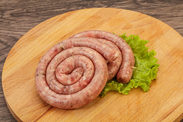Raw sausage ring for grill