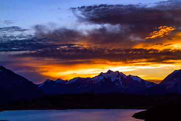 Fototapeta na wymiar Orange sunset in Patagonia