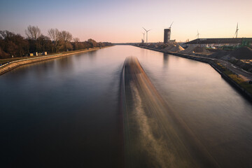 Leben am Kanal