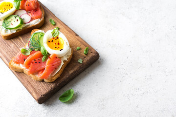 Open salmon sandwich